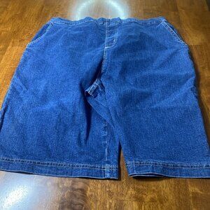 D & Co Active womens active Medium Blue pull on shorts size XL  34 Stretch Waist